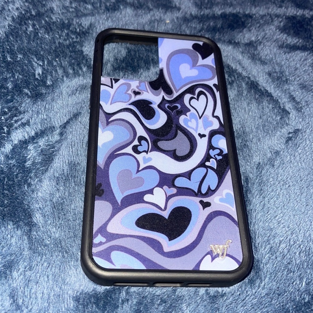a wildflower case! love the purple it’s for the iphone 12 pro max